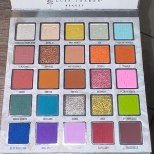 Luis Torres Beauty x Beauty Creations Silver Palette